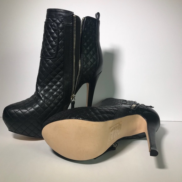 Super stylish black booties - Picture 3 of 3